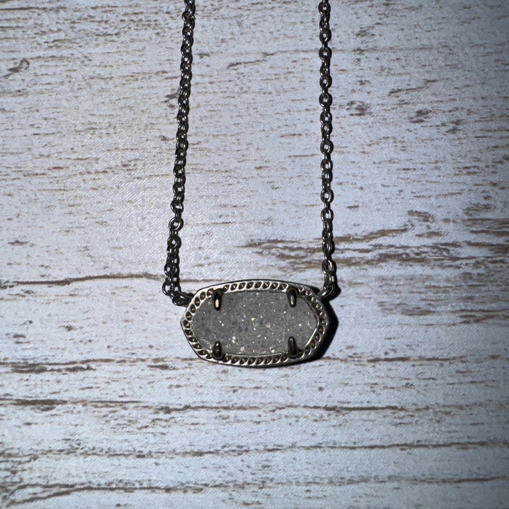Kendra Scott Silver Oval Pendant Necklace